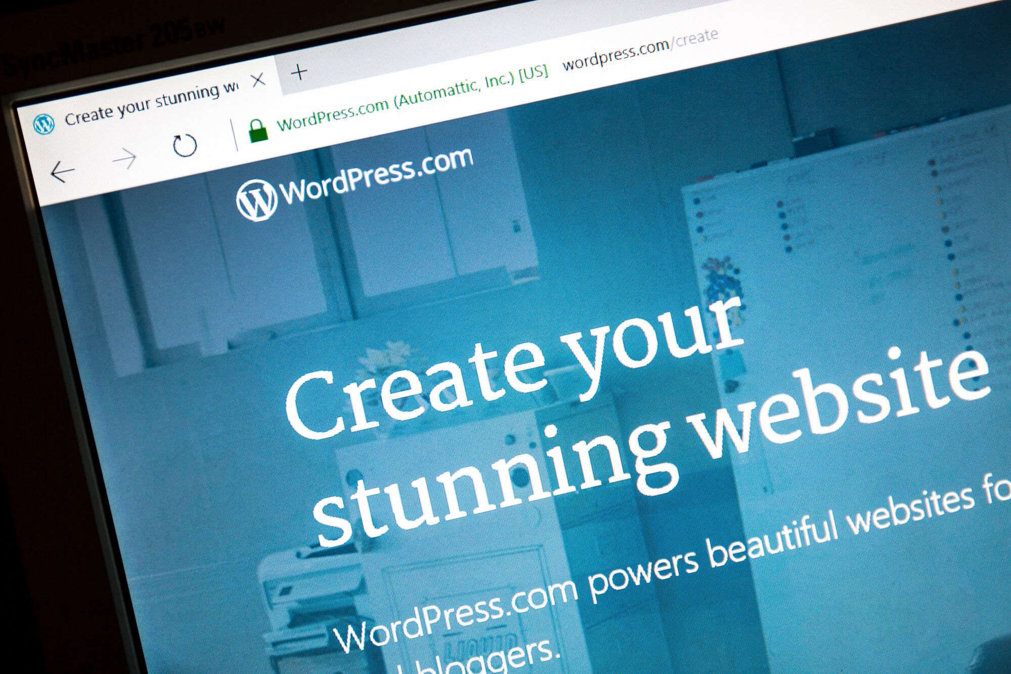Create stunning website